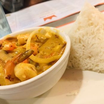 Salad King Restaurant - Golden Curry Shrimp ($12.50) - Thai Near Me - Toronto, Ontario Salad King Restaurant - Golden Curry Shrimp ($12.50) - Thai Near Me - Toronto, Ontario
