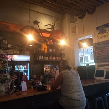 The Pig & Pint - Bar at this joint! Lots of craft beers - Barbeque Near Me - Jackson, Mississippi The Pig & Pint - Bar at this joint! Lots of craft beers - Barbeque Near Me - Jackson, Mississippi