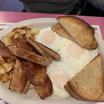 Emerald's Eatery - Breakfast & Brunch Near Me - South Windsor, Connecticut
