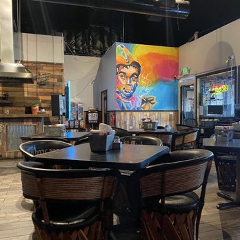 El Michoacano Restaurant - Dinning area indoors - Tacos Near Me - Gilroy, California El Michoacano Restaurant - Dinning area indoors - Tacos Near Me - Gilroy, California