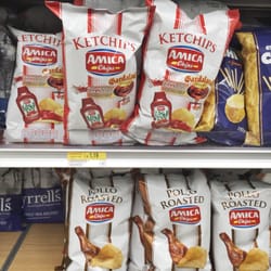 Esselunga - Love me some ketchup chips!