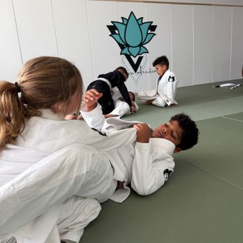 Kaizen Academy - Brazilian Jiu-jitsu Near Me - Los Angeles, California Kaizen Academy - Brazilian Jiu-jitsu Near Me - Los Angeles, California