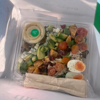 Doordash Kitchens - Cobb Salad (the best item!) - Food Delivery Services Near Me - San Fernando Valley, California Doordash Kitchens - Cobb Salad (the best item!) - Food Delivery Services Near Me - San Fernando Valley, California
