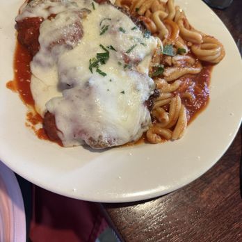 Pappare Ristorante & Bar - Chicken Parmigiana! My favorite thing to eat and this was one of the best I ever had! Order the Chicken Parmigiana! - Italian Near Me - Boston, Massachusetts Pappare Ristorante & Bar - Chicken Parmigiana! My favorite thing to eat and this was one of the best I ever had! Order the Chicken Parmigiana! - Italian Near Me - Boston, Massachusetts