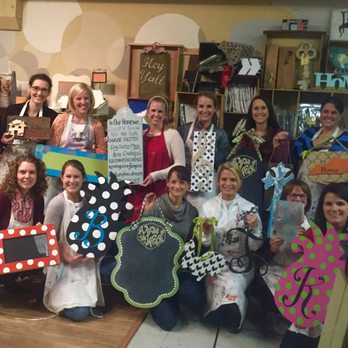 MAKE - Fun at a girls night out! Don't forget your wine! - Art Galleries Near Me - Paducah, Kentucky