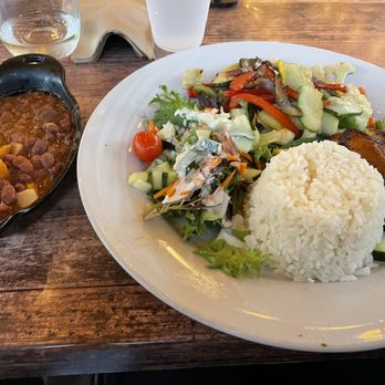 Sofrito Latin Cafe - Vegetable entree with red beans, white rice and plantains - Latin American Near Me - Orlando, Florida Sofrito Latin Cafe - Vegetable entree with red beans, white rice and plantains - Latin American Near Me - Orlando, Florida