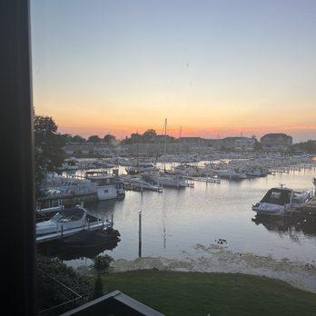 THE HARBOR GRAND HOTEL - Updated June 2025 - 100 Photos & 123 Reviews - 111 W Water St, New