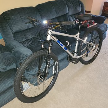 Gray Goat Bicycle - 1000 lumen head light for night driving. - Bikes Near Me - Carmel, Indiana