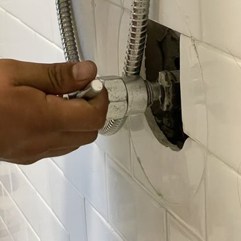DP Plumbing - Fixing shower valve - Plumbing Near Me - Chino, California