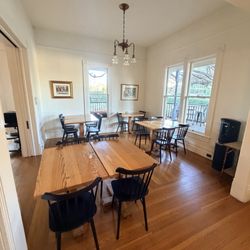 Grape Leaf Inn - Breakfast area