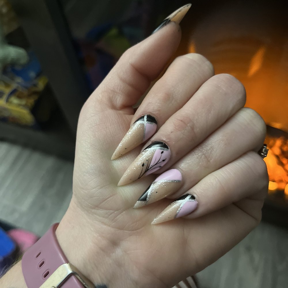 Nina Organic Nails & Spa - Nail Salons Near Me - San Dimas, California