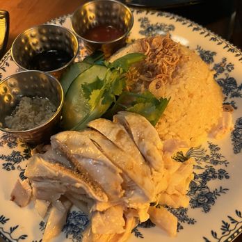 Straits - Honolulu - Hainan chicken rice - Asian Fusion Near Me - Honolulu, Hawaii