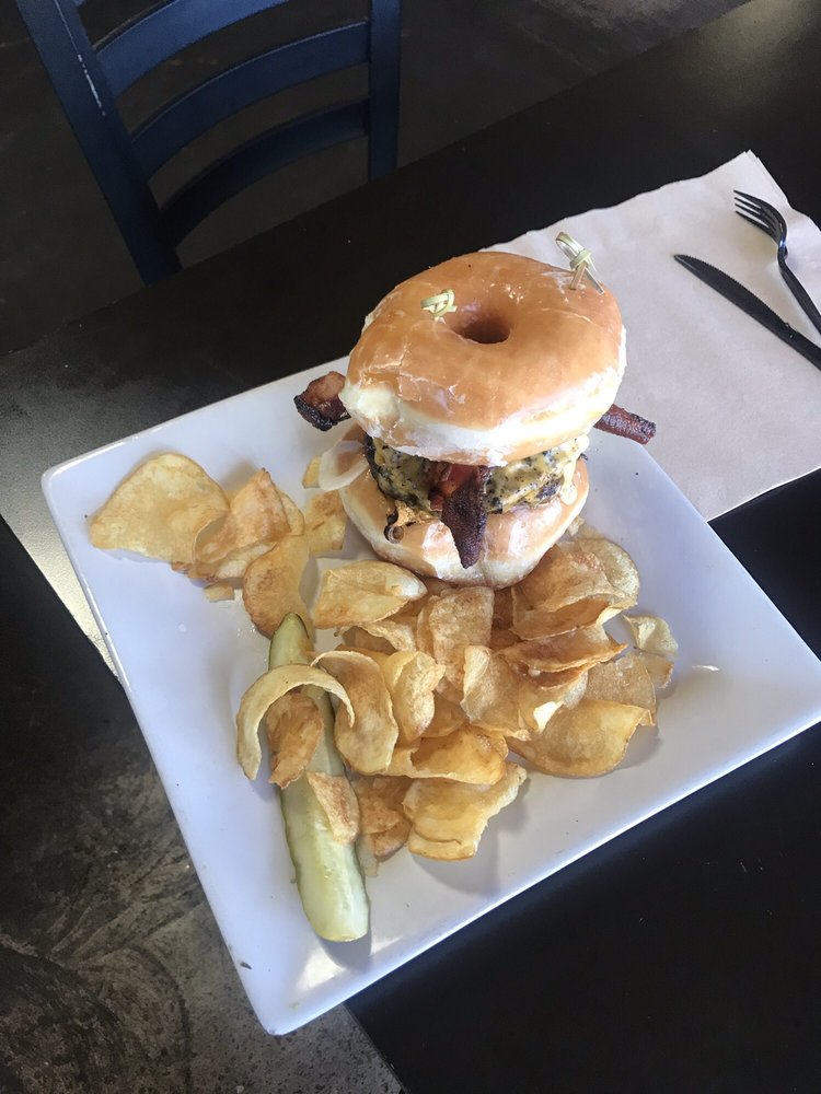 THE HOUSE SHOW LOW 382 Photos & 640 Reviews 1191 E Hall St, Show