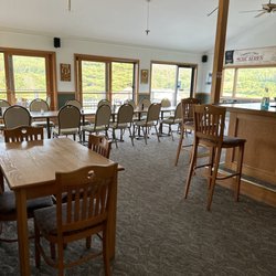 Farmer's Table Cafe - Upstairs atea