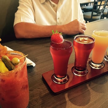 Broken Yolk Cafe - Morning adult libations - Breakfast & Brunch Near Me - Del Mar, California