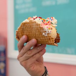 Petersen’s Ice Cream & Cafe