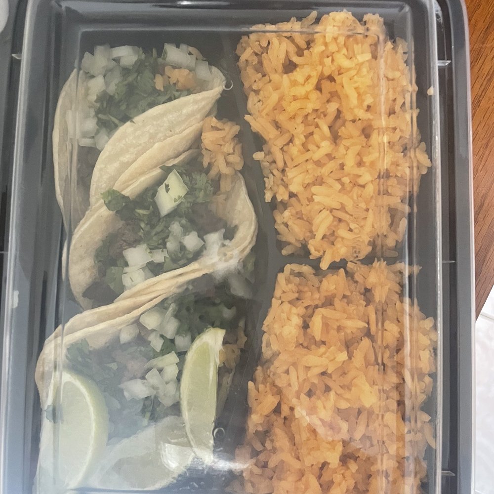 Juniors Tacos - Junior tacos with rice - Food Trucks Near Me - Houston, Texas Juniors Tacos - Junior tacos with rice - Food Trucks Near Me - Houston, Texas