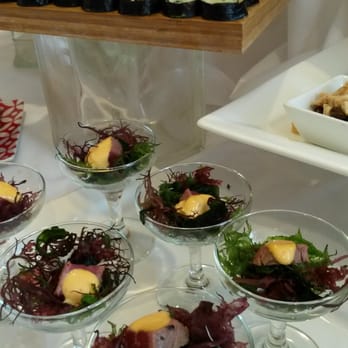 Café Soleil - Ahi tuna with a dopple of mystery sauce over fancy seaweed. - New American Near Me - Palo Alto, California
