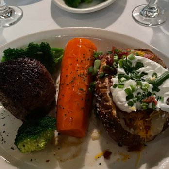 Bob's Steak & Chop House - Steakhouses Near Me - Grapevine, Texas