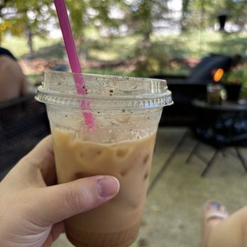 Flower Coffee Collective - Apple Crumble Latte - Coffee & Tea Near Me - Wentzville, Missouri Flower Coffee Collective - Apple Crumble Latte - Coffee & Tea Near Me - Wentzville, Missouri