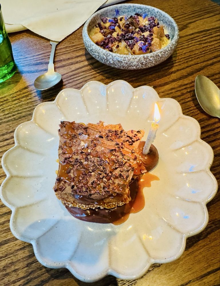 Leo Restaurant