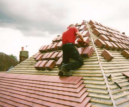 Slide of Redwood Roofing