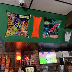 Kelly's Bar - Pinball Machine from the past!