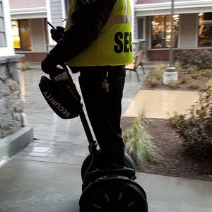 WRENTHAM VILLAGE PREMIUM OUTLETS - Wrentham, MA - 213 Photos & 409