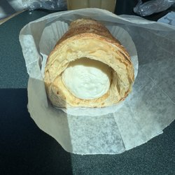 Tops Chef Persian Restaurant - Cream horn dessert