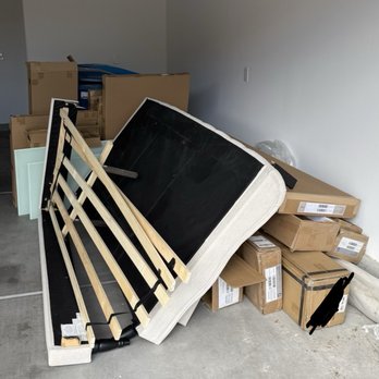 Clean N Haul 4 Less - Before - Junk Removal & Hauling Near Me - Las Vegas, Nevada Clean N Haul 4 Less - Before - Junk Removal & Hauling Near Me - Las Vegas, Nevada