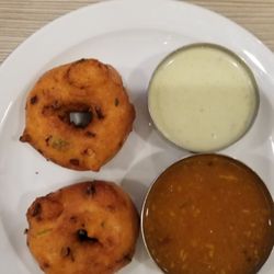 Chennai Spices - Medu vada