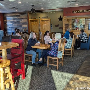 Cabin Coffee - Dining room - Cafes Near Me - Avon, Indiana