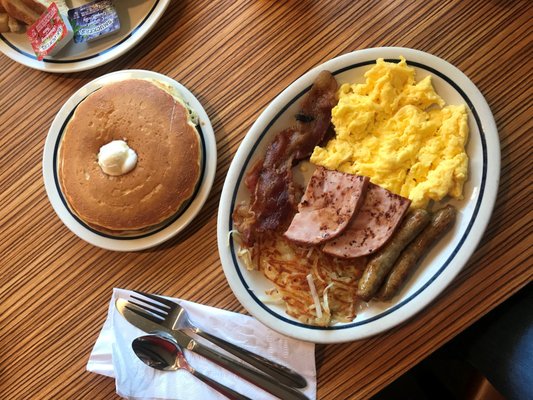 IHOP by null