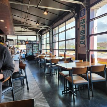 Brian's Coffee Roasters - Setting - Coffee Roasteries Near Me - Carrollton, Texas