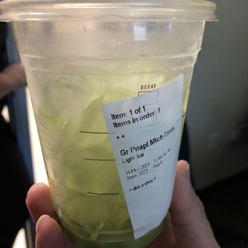 Starbucks - Coffee & Tea Near Me - Clovis, California
