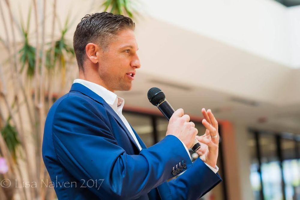 FRIENDS & FAMILY SPINAL CARE Updated August 2024 36 Reviews 4500