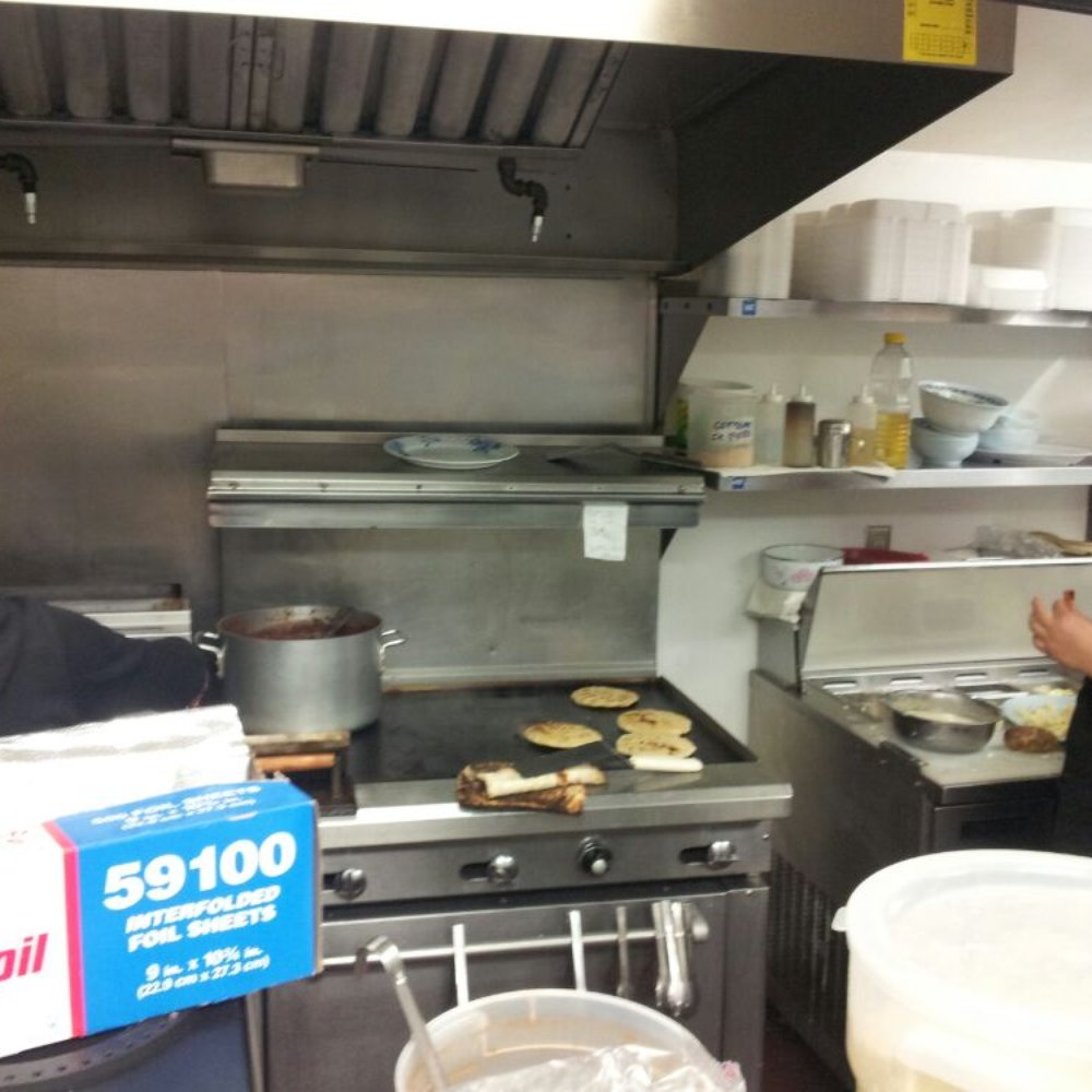 Estela's Restaurant - Salvadoran Near Me - Pacoima, California