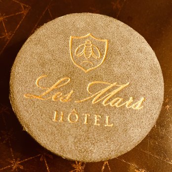 Liora Estate Hotel - Chocolates in a velvet box :-) - Hotels Near Me - Healdsburg, California Liora Estate Hotel - Chocolates in a velvet box :-) - Hotels Near Me - Healdsburg, California