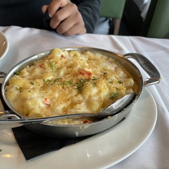 Del Frisco's Double Eagle Steakhouse - Lobster Mac and cheese - Steakhouses Near Me - Washington, DC, District of Columbia Del Frisco's Double Eagle Steakhouse - Lobster Mac and cheese - Steakhouses Near Me - Washington, DC, District of Columbia