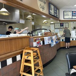 Hilltop Cafe