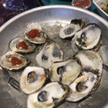 Papa's Raw Bar - Oysters - Seafood Near Me - Lighthouse Point, Florida Papa's Raw Bar - Oysters - Seafood Near Me - Lighthouse Point, Florida