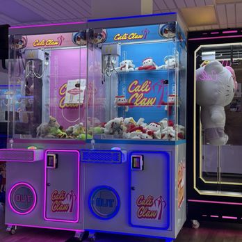 Cali Claw Arcade - Claw machines - Arcades Near Me - Los Angeles, California Cali Claw Arcade - Claw machines - Arcades Near Me - Los Angeles, California