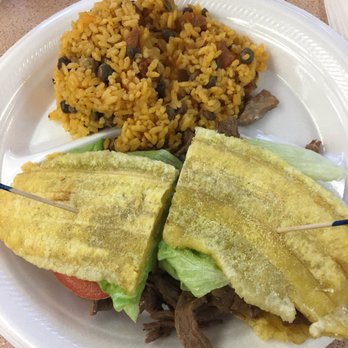Borikén Restaurant - Jibarito and pr rice is very good - Puerto Rican Near Me - Aurora, Illinois