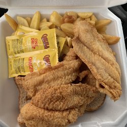 Pryor's BBQ House - Catfish dinner