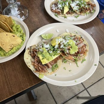 Pepe's Taco - Al pastor tacos and guacamole - Mexican Near Me - Puerto Vallarta, JAL