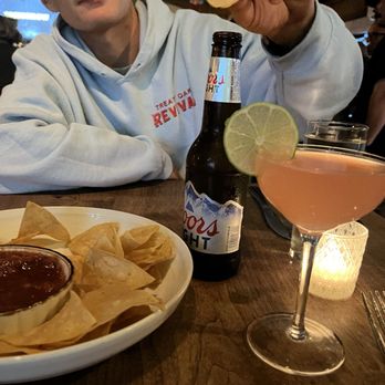 Engine Room - Chips and Salsa appetizer, beer and a cocktail - Southern Near Me - Mystic, Connecticut
