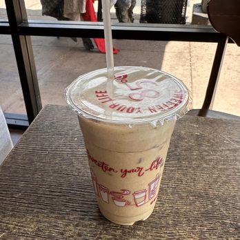 85°C Bakery Cafe-San Leandro - milk tea - Bakeries Near Me - San Leandro, California