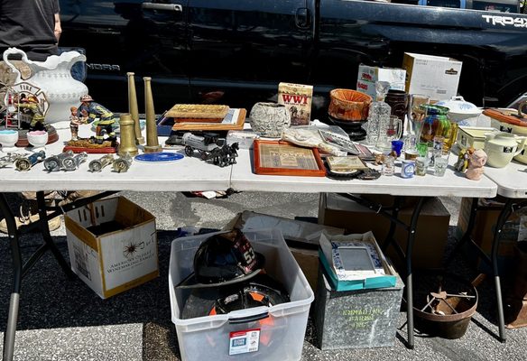 Beacon Flea Market by null