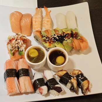 Sushi Rose - Assorted Sashimi - Sushi Bars Near Me - Reno, Nevada Sushi Rose - Assorted Sashimi - Sushi Bars Near Me - Reno, Nevada
