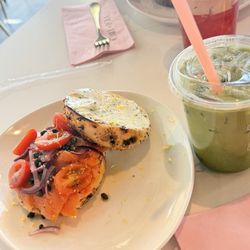 Cafe Lola